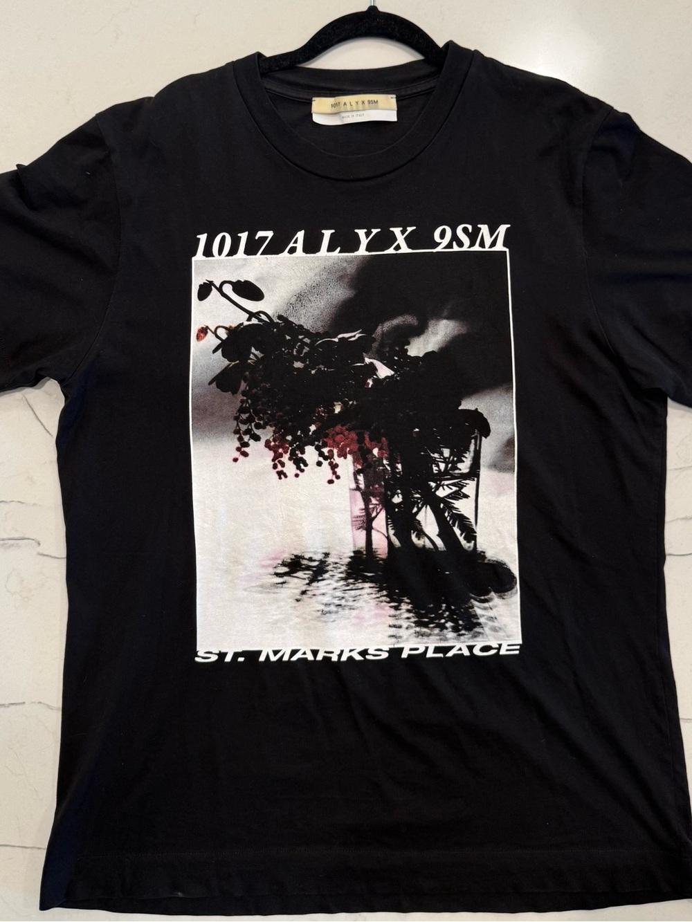 1017 ALYX 9SM Men’s Icon Flower T Shirt, Size M, NWOT